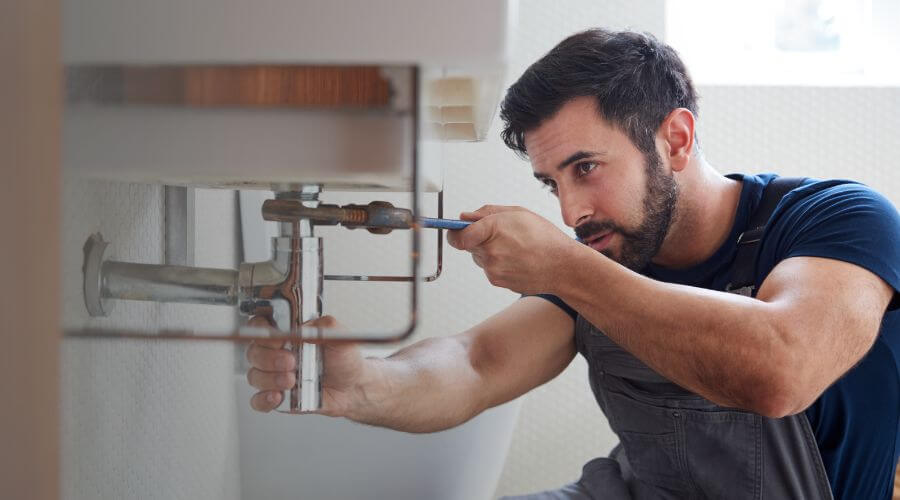 Professional water heater installation services in Elnora, IN